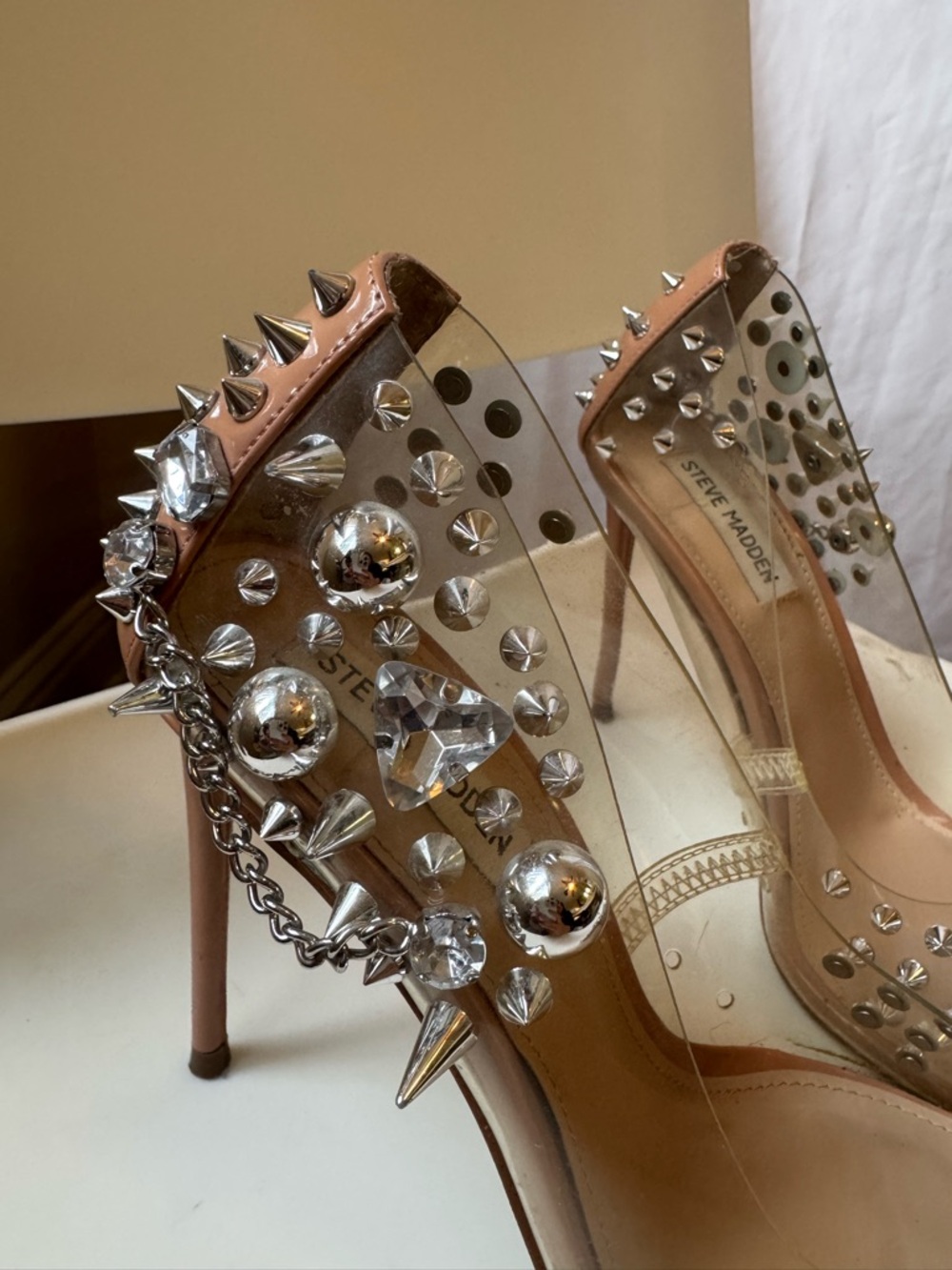 Steve Madden Studded Clear Heels Size 8.5 Statement Pumps - Picture 7 of 11